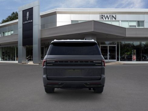 New 2026 Lincoln Navigator Reserve AWD/4WD image 5