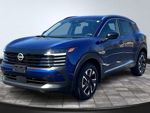 Used 2026 Nissan Kicks SV w/ Cold Weather Package image 1