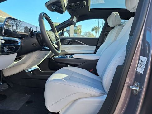 New 2026 Cadillac Lyriq Luxury image 9