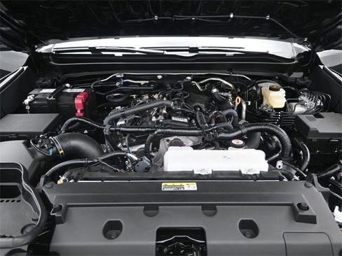 New 2025 Toyota Tacoma TRD Off-Road image 17