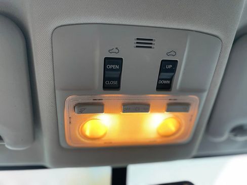 Used 2013 Toyota RAV4 XLE image 15