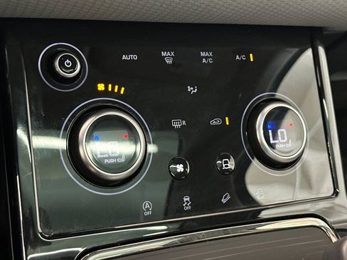 Used 2022 Land Rover Range Rover Evoque R-Dynamic S image 22