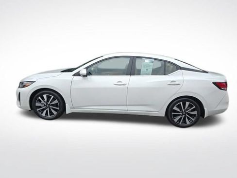 Certified 2025 Nissan Sentra SV w/ SV Premium Package FWD image 2