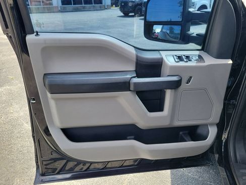 Used 2017 Ford F150 XL w/ XL Power Equipment Group AWD/4WD image 15