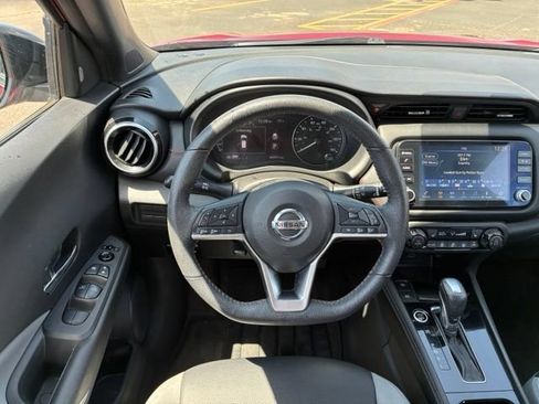 Certified 2021 Nissan Kicks SR w/ SR Premium Package FWD image 14