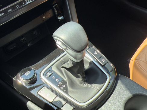 Used 2024 Kia Seltos EX FWD image 14