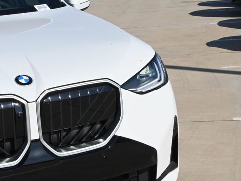 New 2026 BMW X3 xDrive30 w/ Premium Package image 6