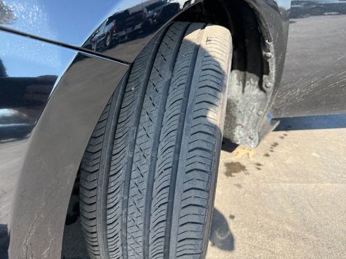 Used 2025 Toyota Camry XLE image 24