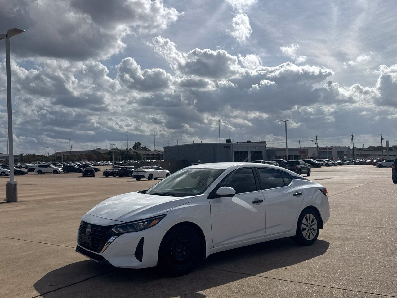 Used 2025 Nissan Sentra S FWD image 11