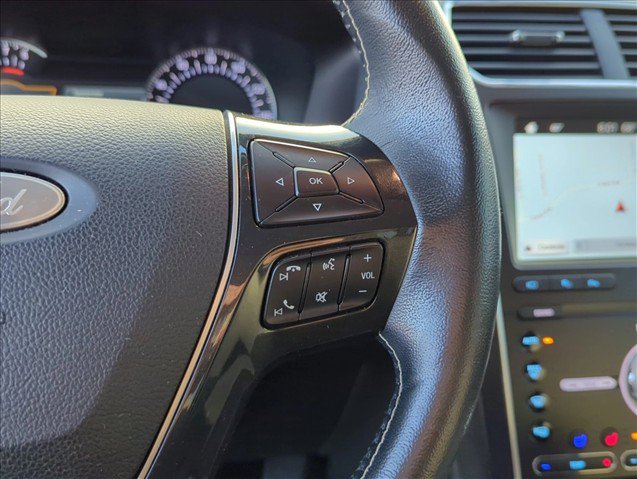 Used 2019 Ford Explorer Platinum AWD/4WD image 14