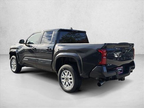 Certified 2025 Toyota Tacoma SR5 image 7