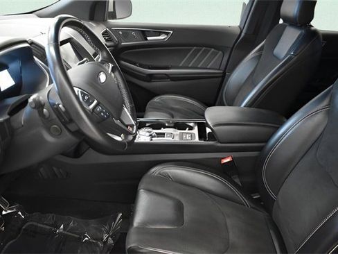 Used 2019 Ford Edge ST w/ Equipment Group 401A image 16