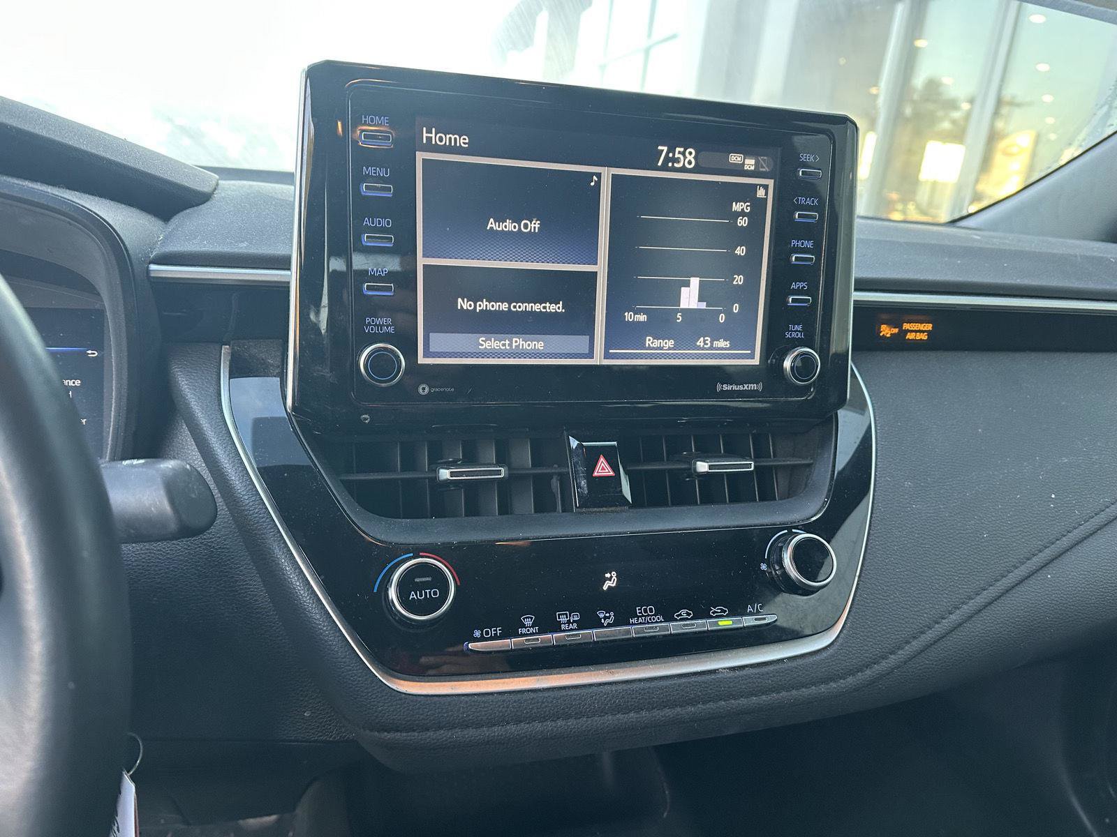 Used 2021 Toyota Corolla SE FWD image 17