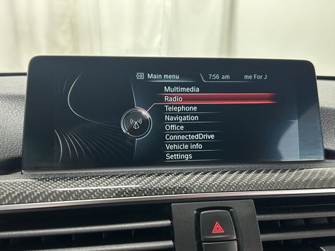 Used 2016 BMW M4 Convertible image 19