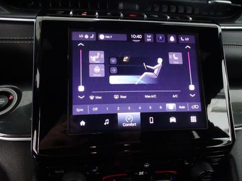 Certified 2023 Jeep Grand Cherokee Altitude image 14