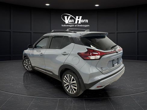 Used 2024 Nissan Kicks SR w/ SR Premium Package image 5