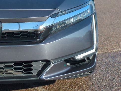 Used 2018 Honda Clarity Touring image 10