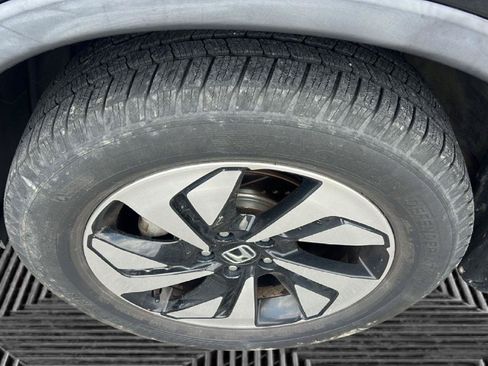 Used 2015 Honda CR-V Touring image 9
