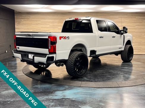 Used 2023 Ford F350 Platinum image 9