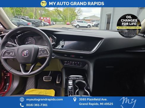 Used 2023 Buick Envision Essence w/ Sport Touring Package AWD/4WD image 12