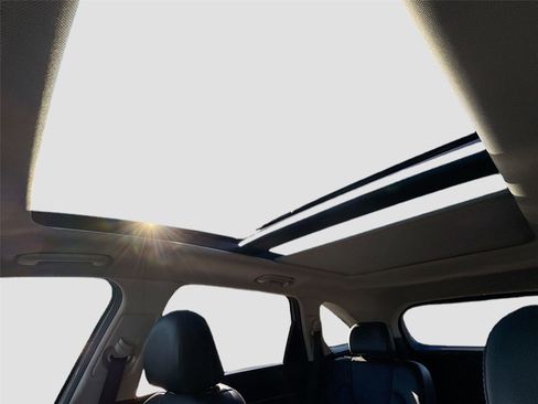 Used 2022 Kia Sorento SX image 22