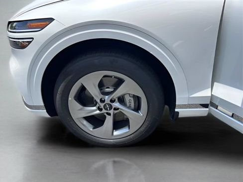 New 2026 Genesis GV70 2.5T AWD/4WD image 17