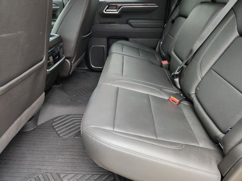 Used 2026 Chevrolet Silverado 1500 LTZ w/ LTZ Premium Package image 38