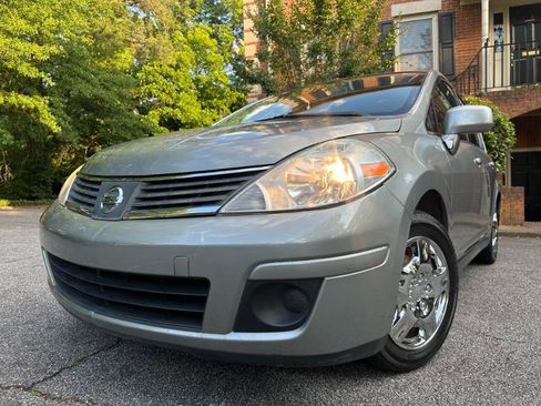 Used 2009 Nissan Versa 1.8 S w/ PWR Pkg FWD image 2