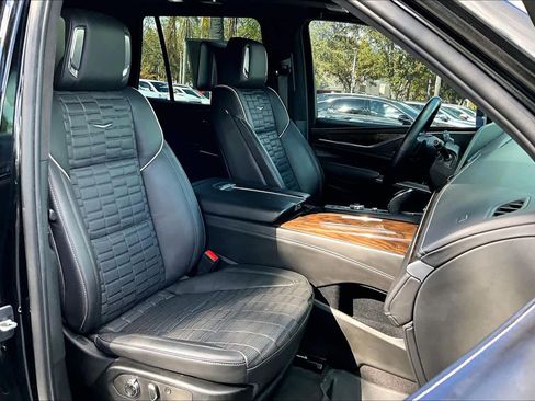 Used 2023 Cadillac Escalade Sport Platinum image 8