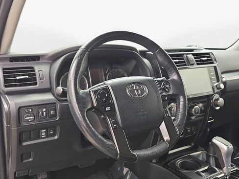 Used 2023 Toyota 4Runner TRD Off-Road Premium AWD/4WD image 13