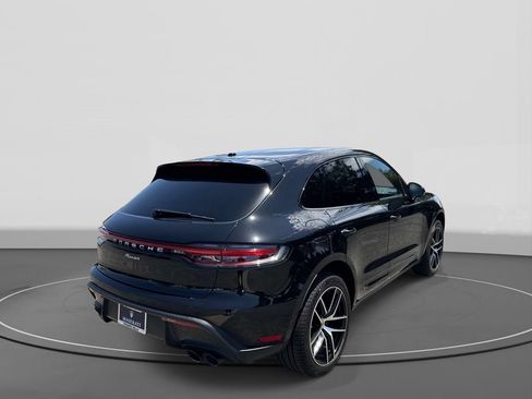Used 2023 Porsche Macan Turbo AWD/4WD image 4