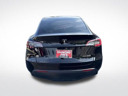Used 2022 Tesla Model Y Long Range AWD/4WD image 4