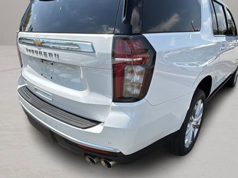 Used 2024 Chevrolet Suburban High Country AWD/4WD image 37