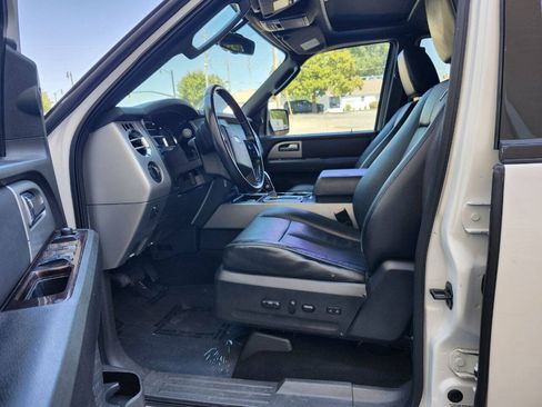 Used 2009 Ford Expedition Limited RWD image 5