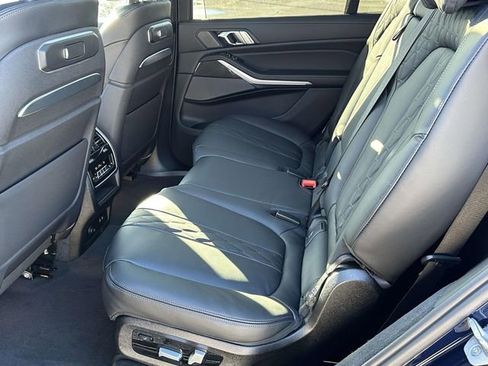 New 2026 BMW X7 M60i image 8
