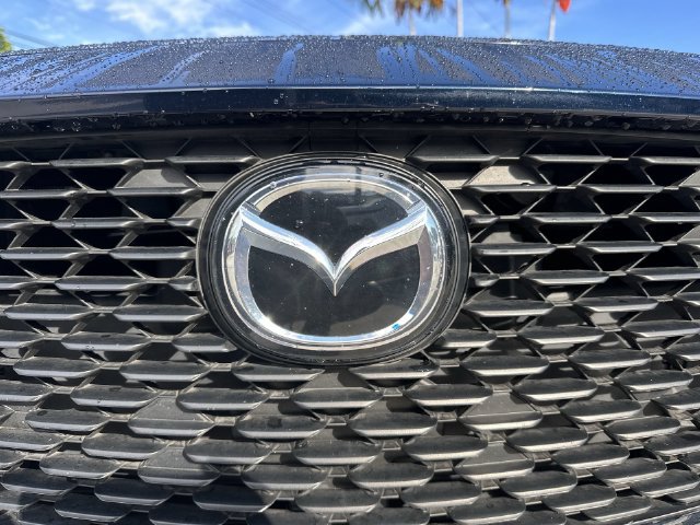 Used 2023 MAZDA MAZDA3 s FWD image 10