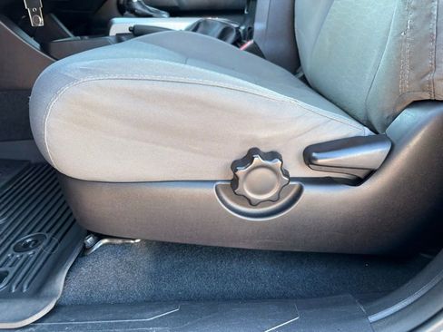 Used 2017 Toyota Tacoma SR5 w/ Tow Package image 27