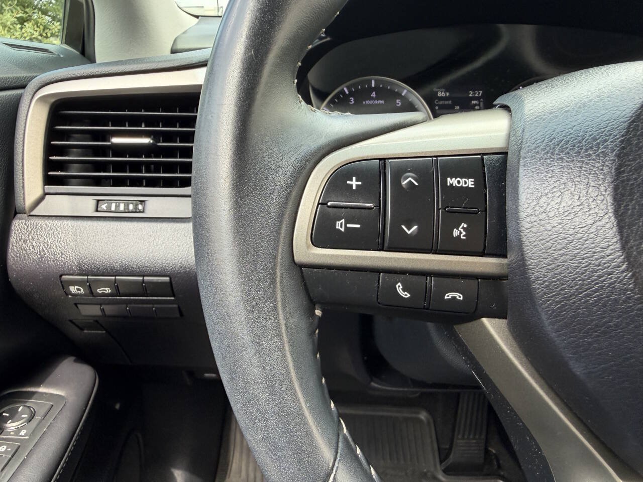 Used 2018 Lexus RX 350 AWD w/ Accessory Package image 16