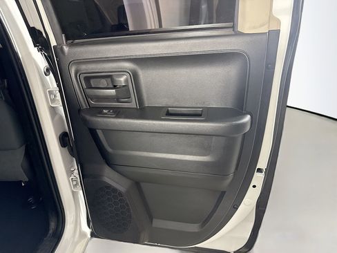 Used 2018 RAM 1500 Express image 27