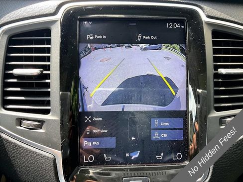 Used 2018 Volvo XC90 T5 Momentum w/ Convenience Package AWD/4WD image 18