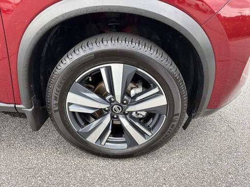 Used 2021 Nissan Rogue SL FWD image 14