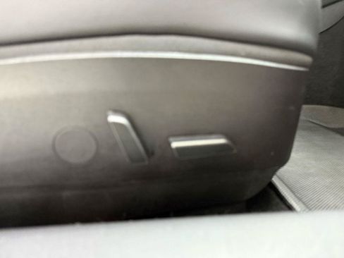 Used 2023 Tesla Model 3 Standard Range RWD image 37