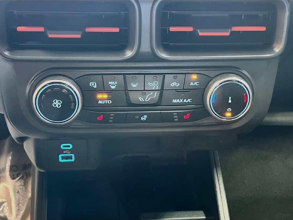 Used 2023 Ford Maverick XLT w/ Equipment Group 300A Standard AWD/4WD image 15