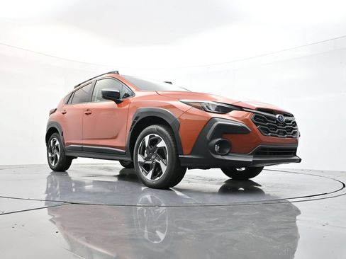 Used 2025 Subaru Crosstrek 2.5i Limited w/ Crosstrek Mirror Package AWD/4WD image 32