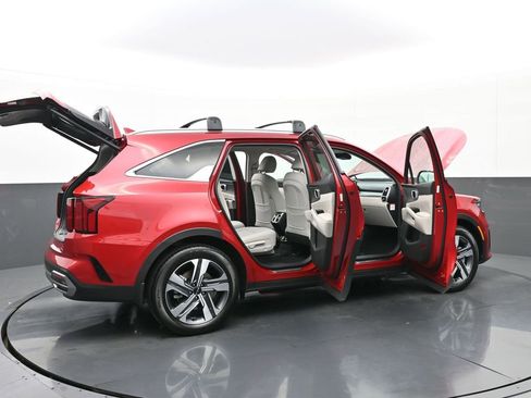 Used 2023 Kia Sorento SX Prestige w/ Panoramic Sunroof Package image 61