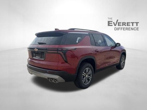 New 2026 Chevrolet Traverse LT w/ LPO, Floor Liner Package FWD image 7