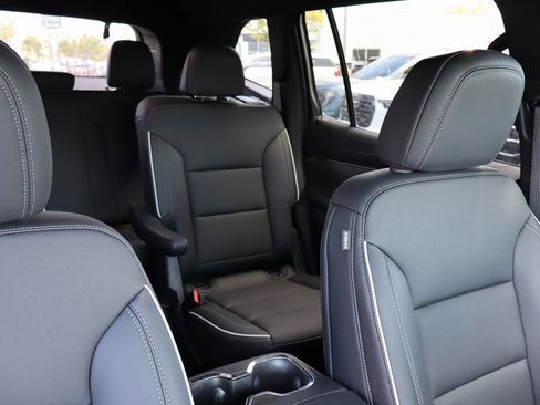 New 2025 Buick Enclave Preferred image 24