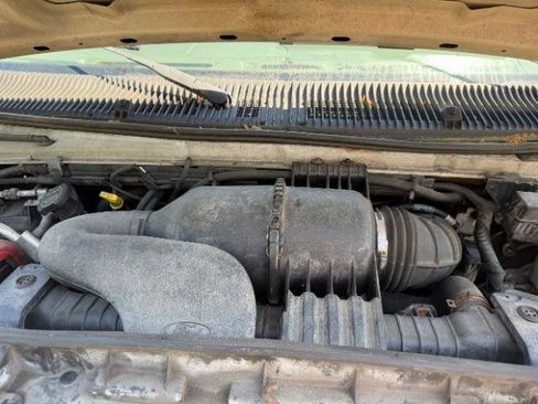 Used 2008 Ford E-350 and Econoline 350 XL RWD image 9
