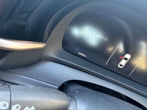 Used 2026 Toyota Crown XLE image 2