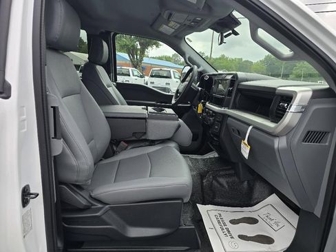 New 2026 Ford F450 XL w/ XL Chrome Package image 12